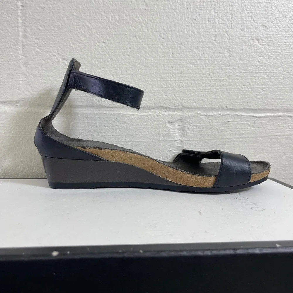 Naot black leather